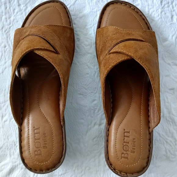 BORN LEATHER EXTRA CUSHION INSOLE SLIP ON WEDGE SANDALS - Picture 10 of 12